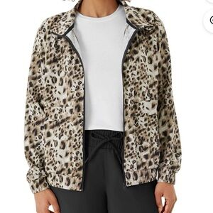 NWOT- Member’s Mark Leopard Print Women's Travel Jacket Size XL